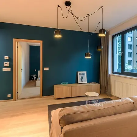 Center, River Front, Private Parking Included Apartament