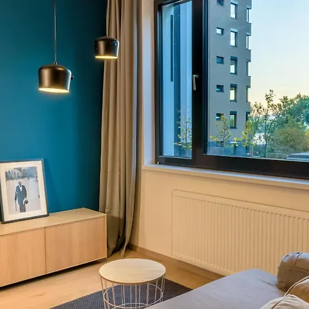 Apartament Center, River Front, Private Parking Included *