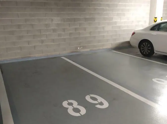 Lejlighed Center, River Front, Private Parking Included Bratislava