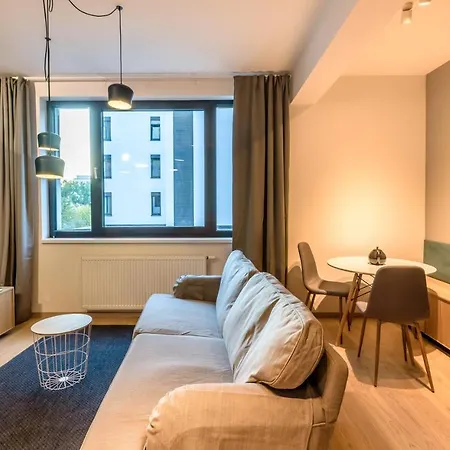 Apartament Center, River Front, Private Parking Included *