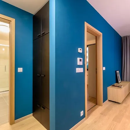 Apartament Center, River Front, Private Parking Included Bratislava