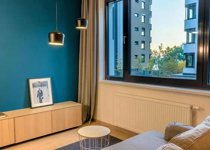 Apartament Center, River Front, Private Parking Included *